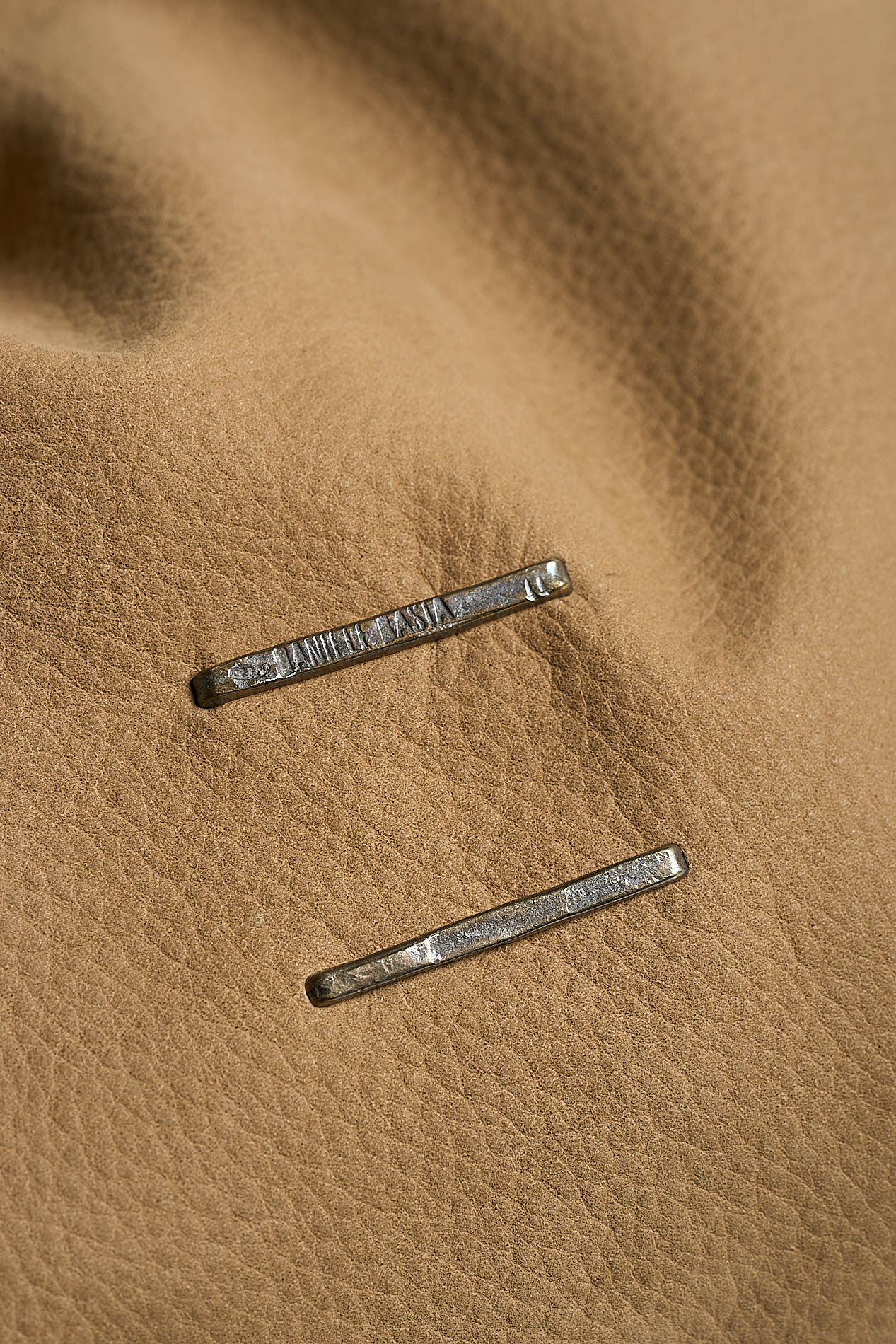 daniele basta leather and silver bags - DETAIL